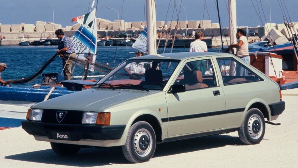 1983_Alfa_Romeo-Arna_1983-01