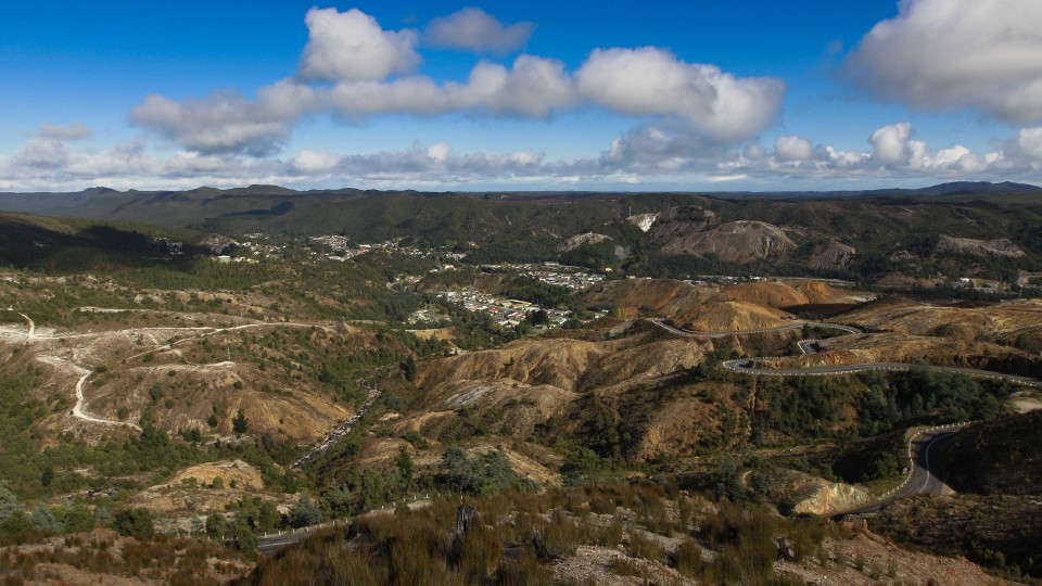 Superb driving roads through an otherworldly landscape...