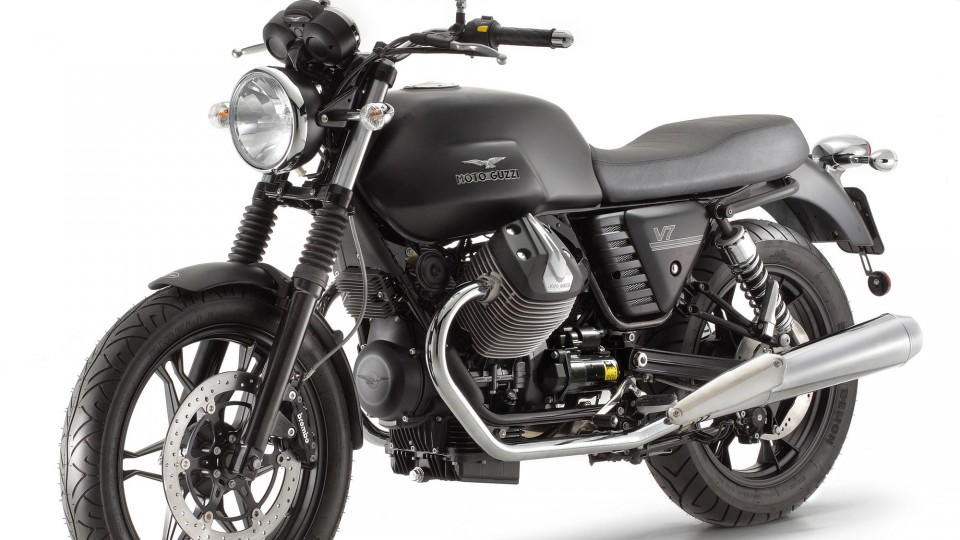 2012-MotoGuzzi-V7c
